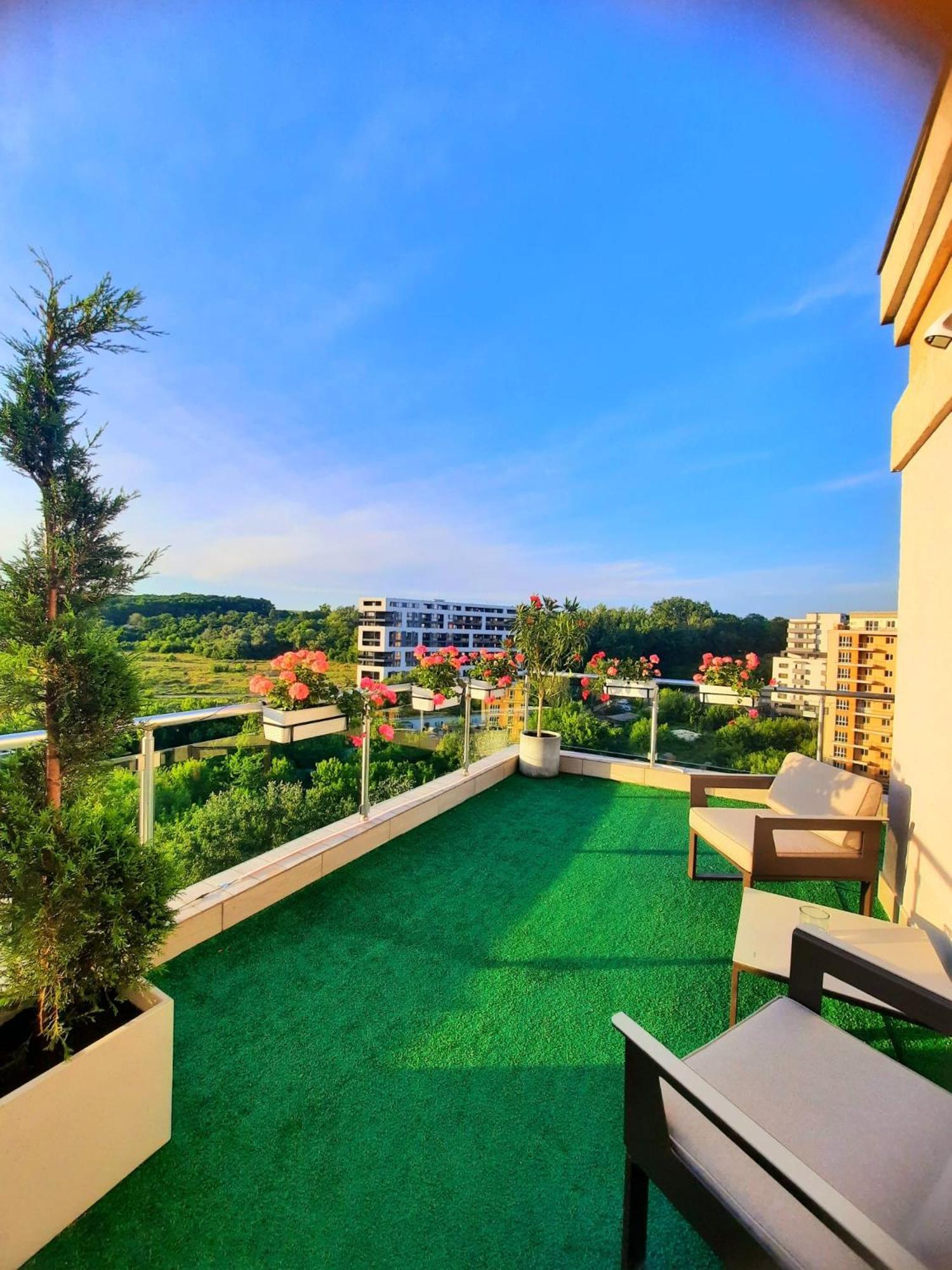 Ferienwohnung Penthouse View Aeroport Iasi 2 Exterior foto