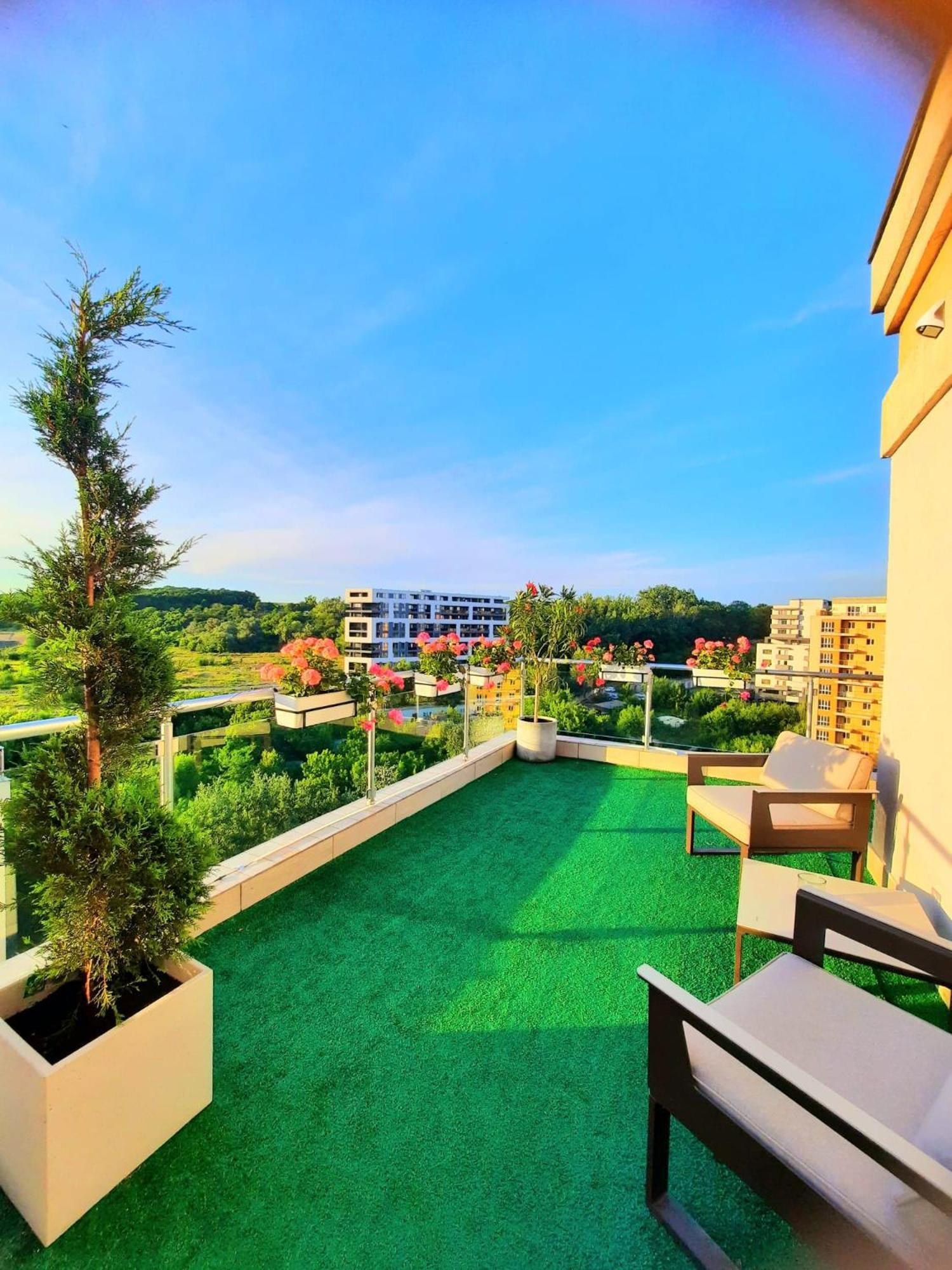 Ferienwohnung Penthouse View Aeroport Iasi 2 Exterior foto
