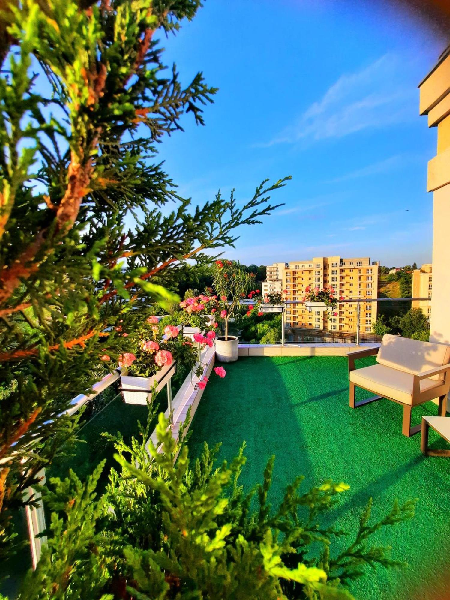Ferienwohnung Penthouse View Aeroport Iasi 2 Exterior foto