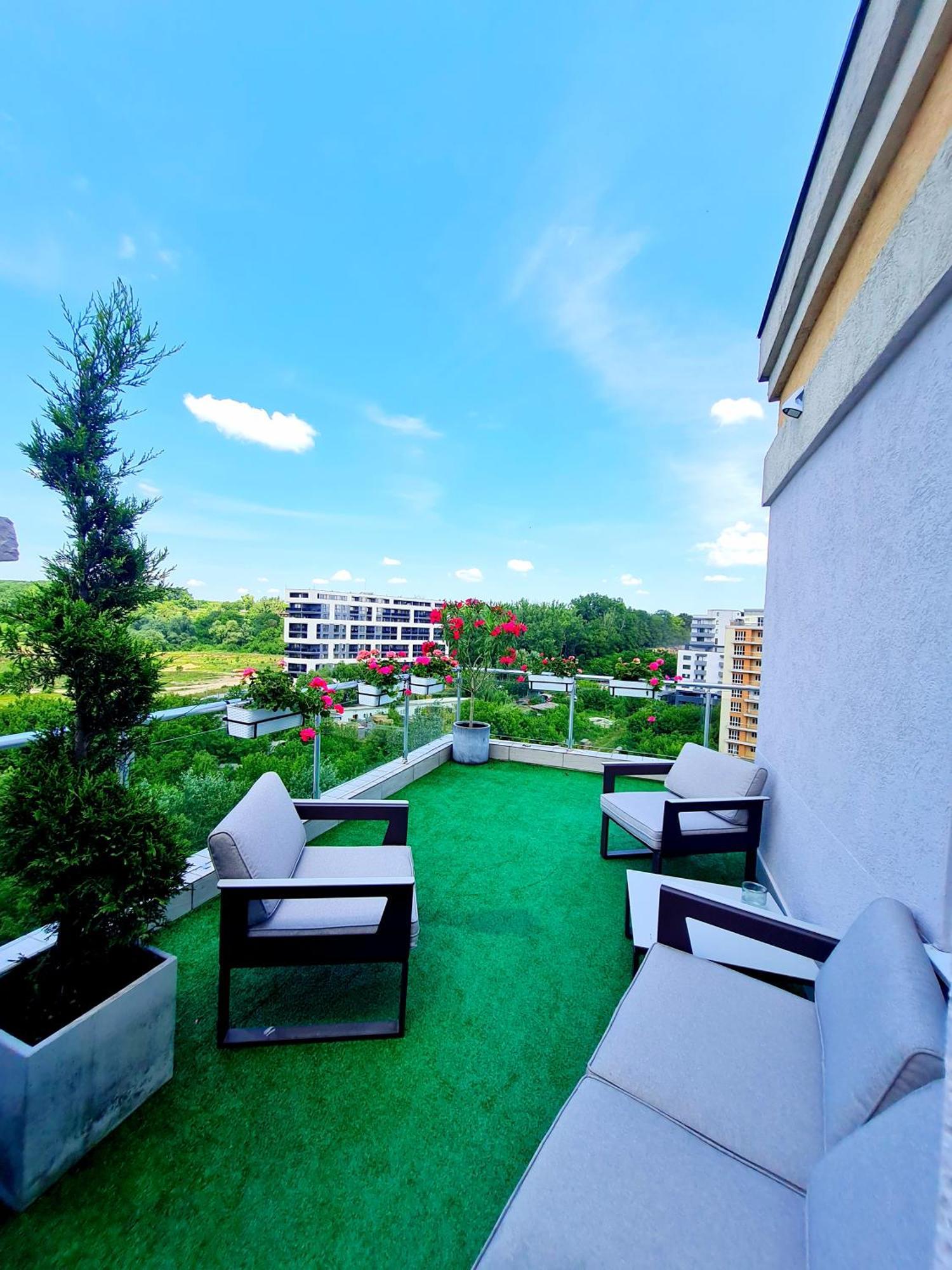 Ferienwohnung Penthouse View Aeroport Iasi 2 Exterior foto